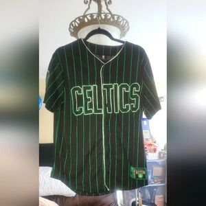 NBA BOSTON CELTICS CLASSIC MEN'S MESH BUTTON DOWN JERSEY